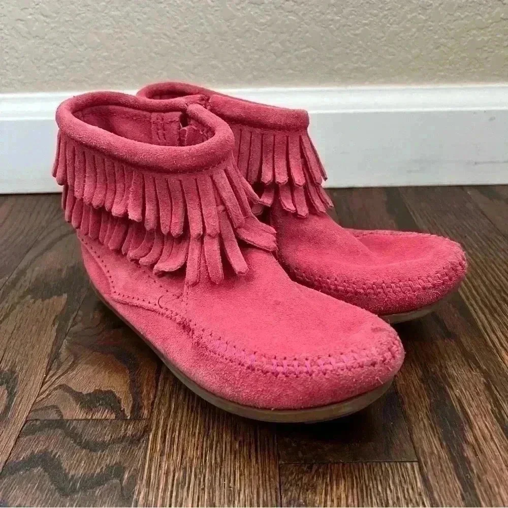 Minnetonka Girls Moccasin Fringe Pink Ankle Leather Boots Side Zip Size 13